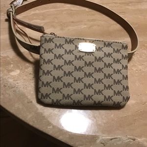 Small MK belt with purse
